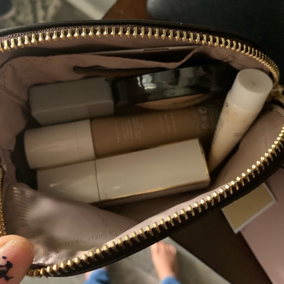 New MK cosmetic make up bag - Picture 5 of 7